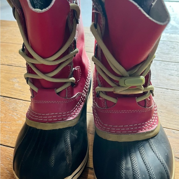 Sorel Boots - Size 3 - Picture 3 of 3